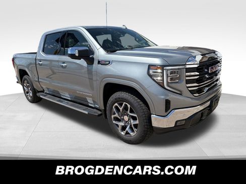 New 2026 GMC Sierra 1500 SLT w/ SLT Premium Plus Package AWD/4WD image 1