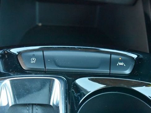 Certified 2024 Chevrolet Trax LT w/ Driver Confidence Package image 30