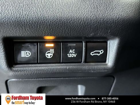 Used 2024 Toyota Grand Highlander AWD Hybrid image 25