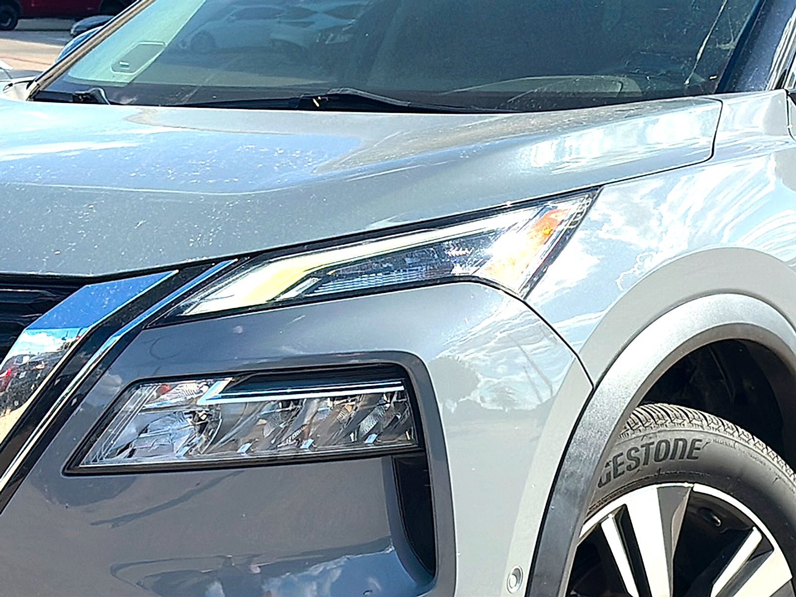 Used 2023 Nissan Rogue SL w/ SL Premium Package FWD image 4