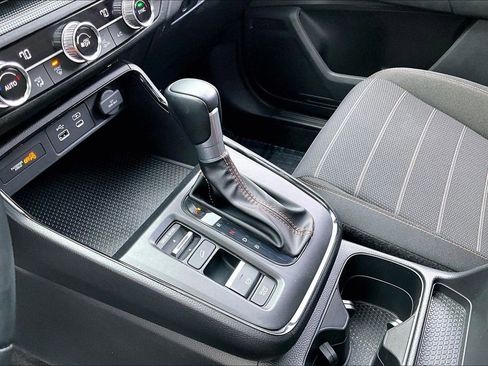 Certified 2025 Honda CR-V Sport image 15