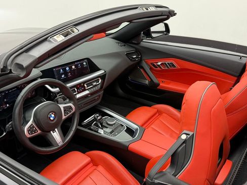 Used 2022 BMW Z4 M40i w/ Premium Package image 33