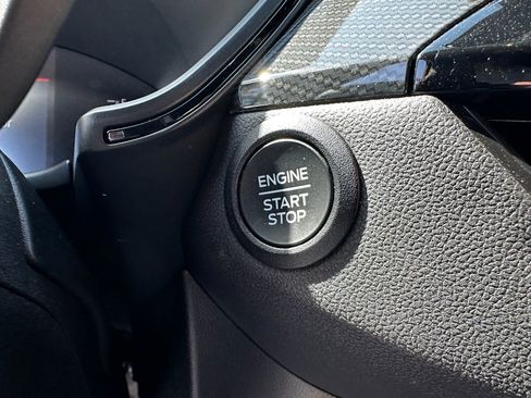 Used 2024 Ford Escape ST-Line AWD/4WD image 16