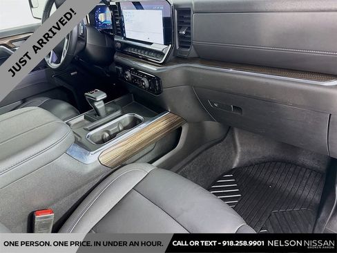 Used 2024 Chevrolet Silverado 1500 RST image 30