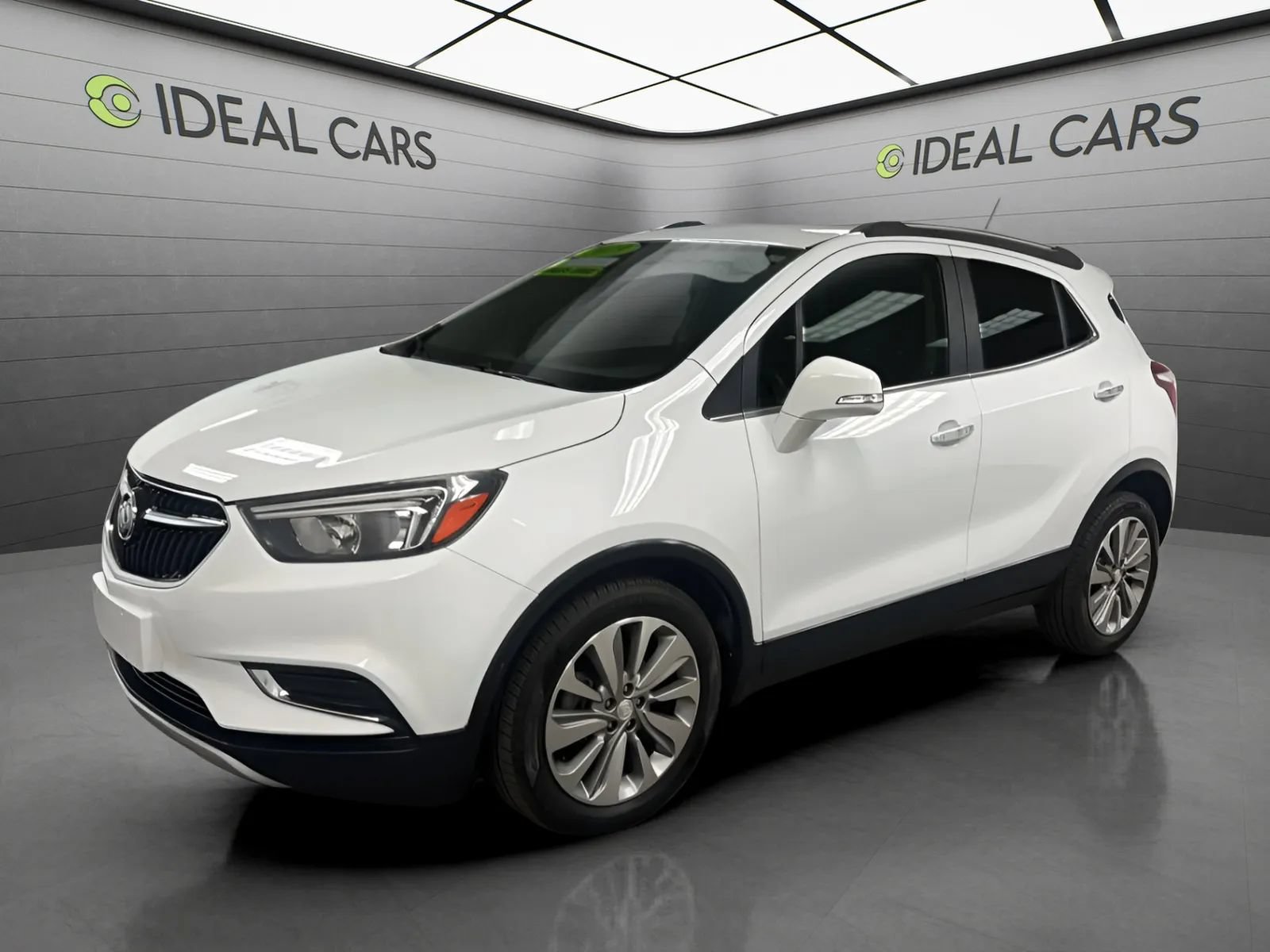 Used 2019 Buick Encore Preferred FWD image 1