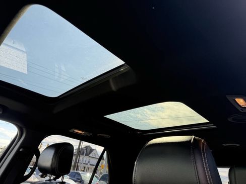 Used 2016 Ford Explorer Limited image 7