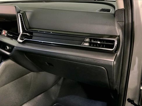 Certified 2023 Kia Sportage SX AWD/4WD image 16