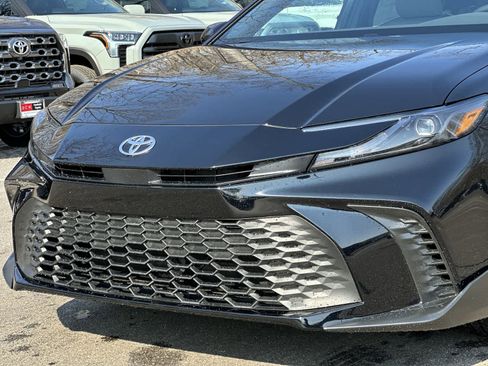 New 2026 Toyota Camry SE image 11
