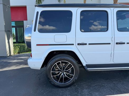 Used 2024 Mercedes-Benz G 550 image 5