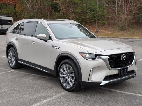 Used 2025 MAZDA CX-90 3.3 Turbo w/ Premium Plus Pkg image 11