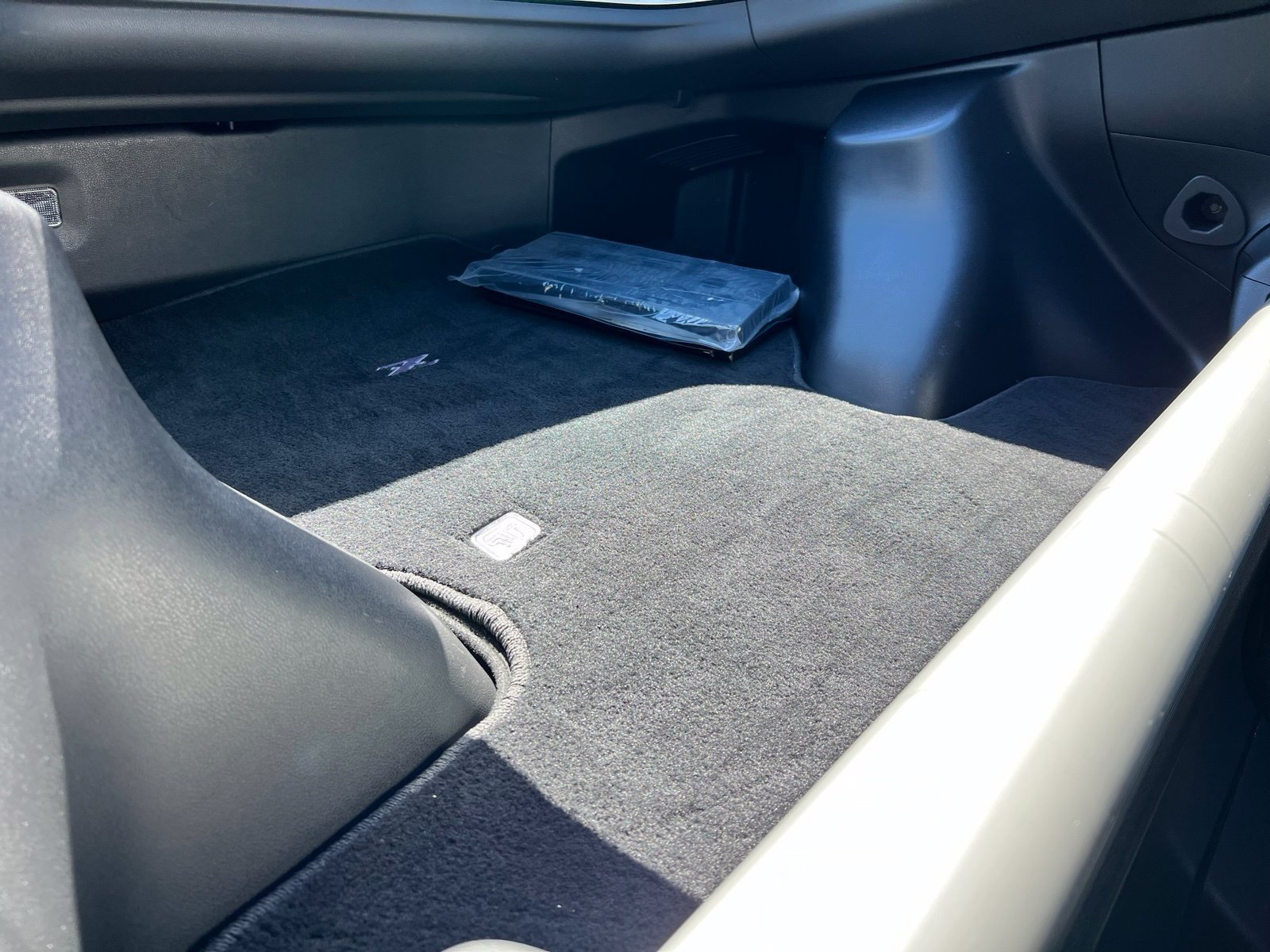 Used 2025 Nissan Z Performance w/ Floor Mat Package RWD image 70