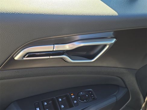 New 2026 Kia Sportage EX image 21