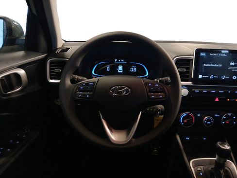 New 2026 Hyundai Venue SE image 12