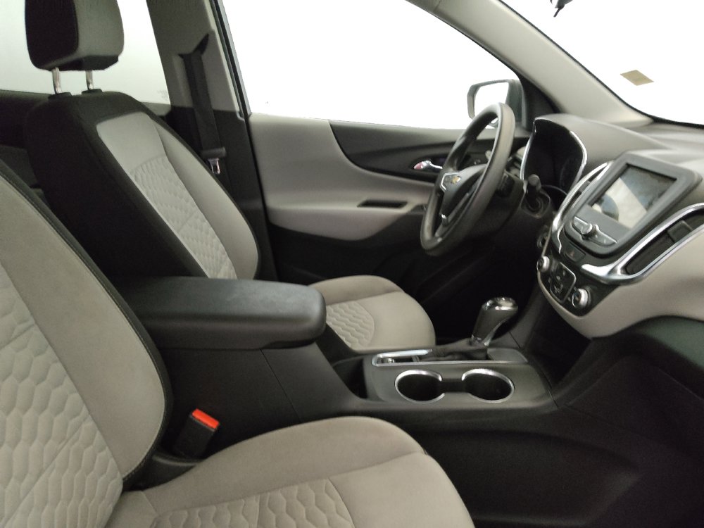 Used 2019 Chevrolet Equinox LS w/ LS Convenience Package FWD image 21