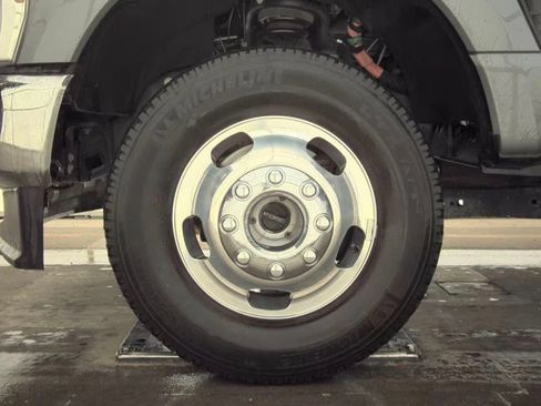 Used 2025 Ford F350 XL w/ 360-Degree Camera Package image 5