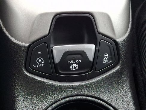Used 2018 Jeep Compass Latitude w/ Popular Equipment Group FWD image 26