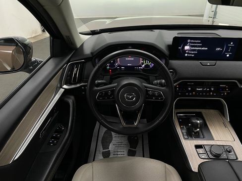 Used 2025 MAZDA CX-70 Plug-In Hybrid w/ Premium Pkg image 58