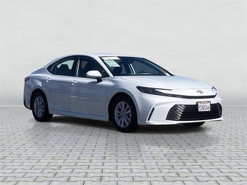Certified 2025 Toyota Camry LE image 10