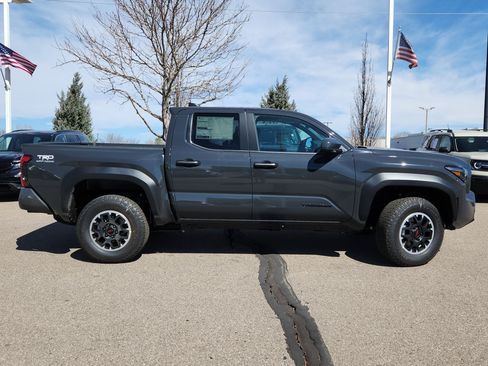 New 2026 Toyota Tacoma TRD Off-Road AWD/4WD image 2
