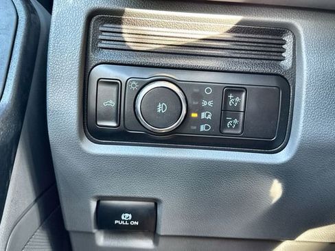 Used 2024 Ford F550 4x4 Regular Cab Super Duty image 21