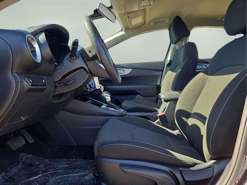 Used 2024 Kia Forte LXS image 22