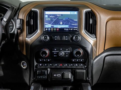 Used 2021 Chevrolet Silverado 2500 High Country w/ Z71 Off-Road Package image 24