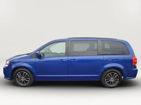 Used 2019 Dodge Grand Caravan GT image 5