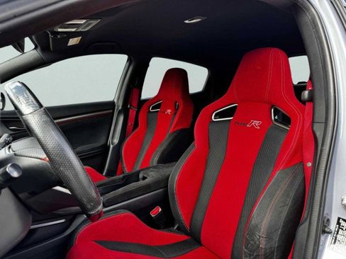 Used 2019 Honda Civic Type R image 23