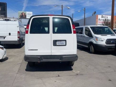 Used 2019 Chevrolet Express 2500 Extended w/ Driver Convenience Package RWD image 4