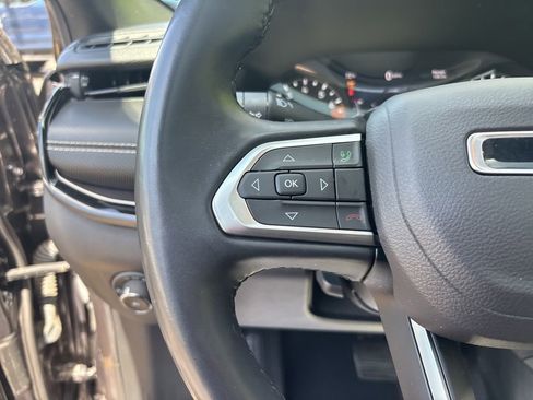 Used 2022 Jeep Compass Latitude w/ Sun and Sound Group AWD/4WD image 29
