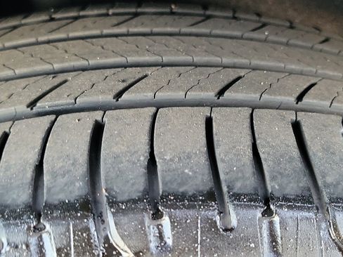 Used 2023 Honda CR-V EX-L image 25