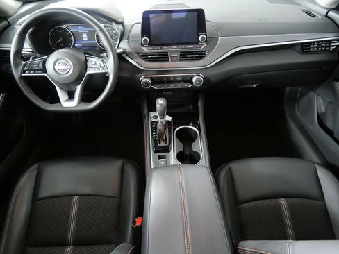 Used 2025 Nissan Altima 2.5 SR AWD/4WD image 20