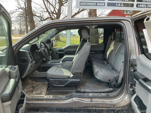 Used 2020 Ford F150 XLT w/ Equipment Group 302A Luxury image 18