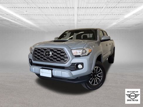 Used 2021 Toyota Tacoma TRD Sport w/ Technology Package AWD/4WD image 1