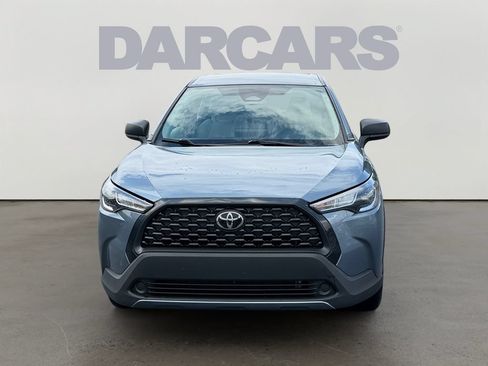 Used 2023 Toyota Corolla Cross L AWD/4WD image 2