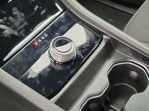 New 2025 Jeep Grand Cherokee Altitude image 11