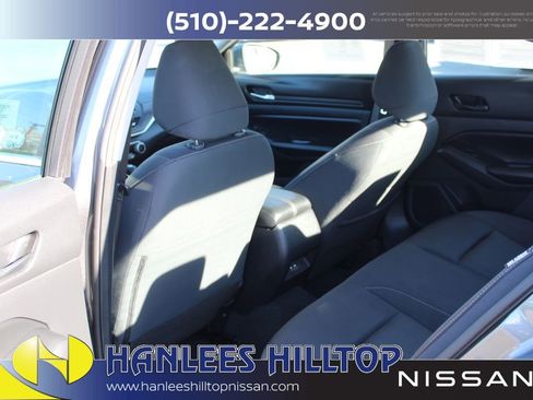 Used 2024 Nissan Altima 2.5 SV image 15