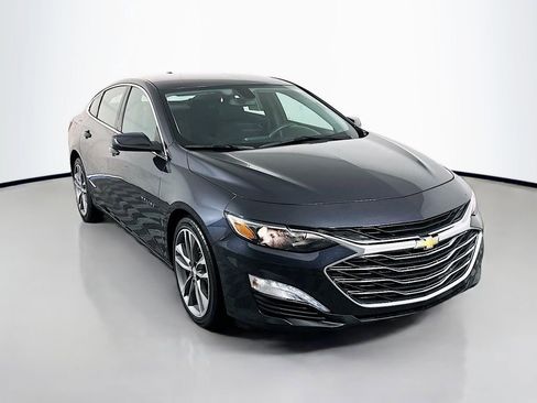 Used 2022 Chevrolet Malibu LT FWD image 1