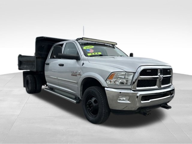 Used 2016 RAM 3500 Tradesman w/ Chrome Appearance Group AWD/4WD image 7