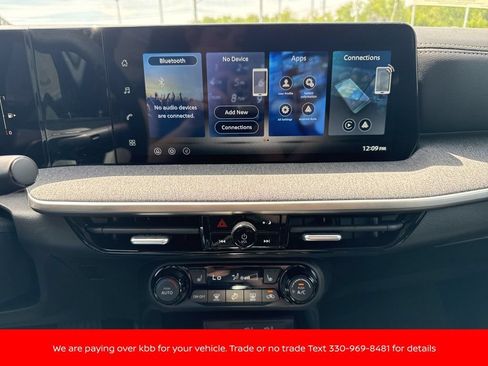 New 2026 Nissan Kicks SV w/ Interior Electronics Package AWD/4WD image 16
