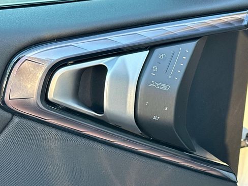 New 2026 BMW X3 xDrive30 w/ Premium Package image 18