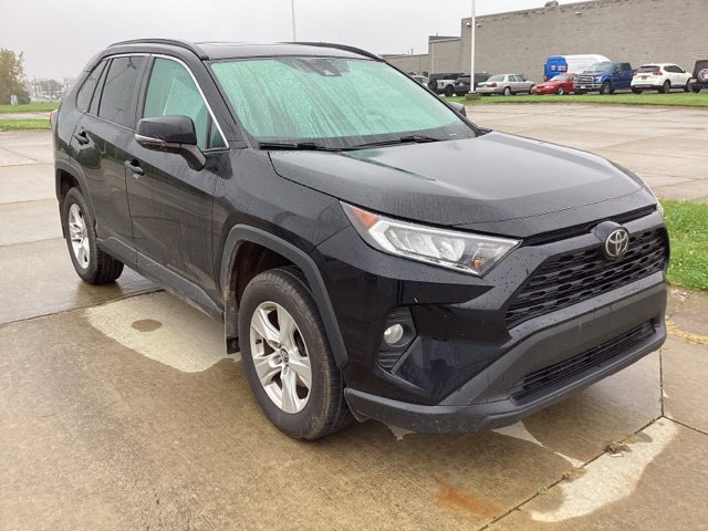 Used 2020 Toyota RAV4 XLE w/ Convenience Package AWD/4WD image 10