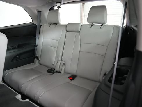 Used 2021 Honda Pilot Special Edition image 30