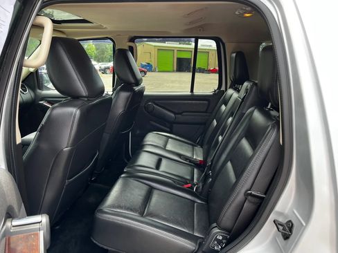Used 2010 Ford Explorer Limited AWD/4WD image 11