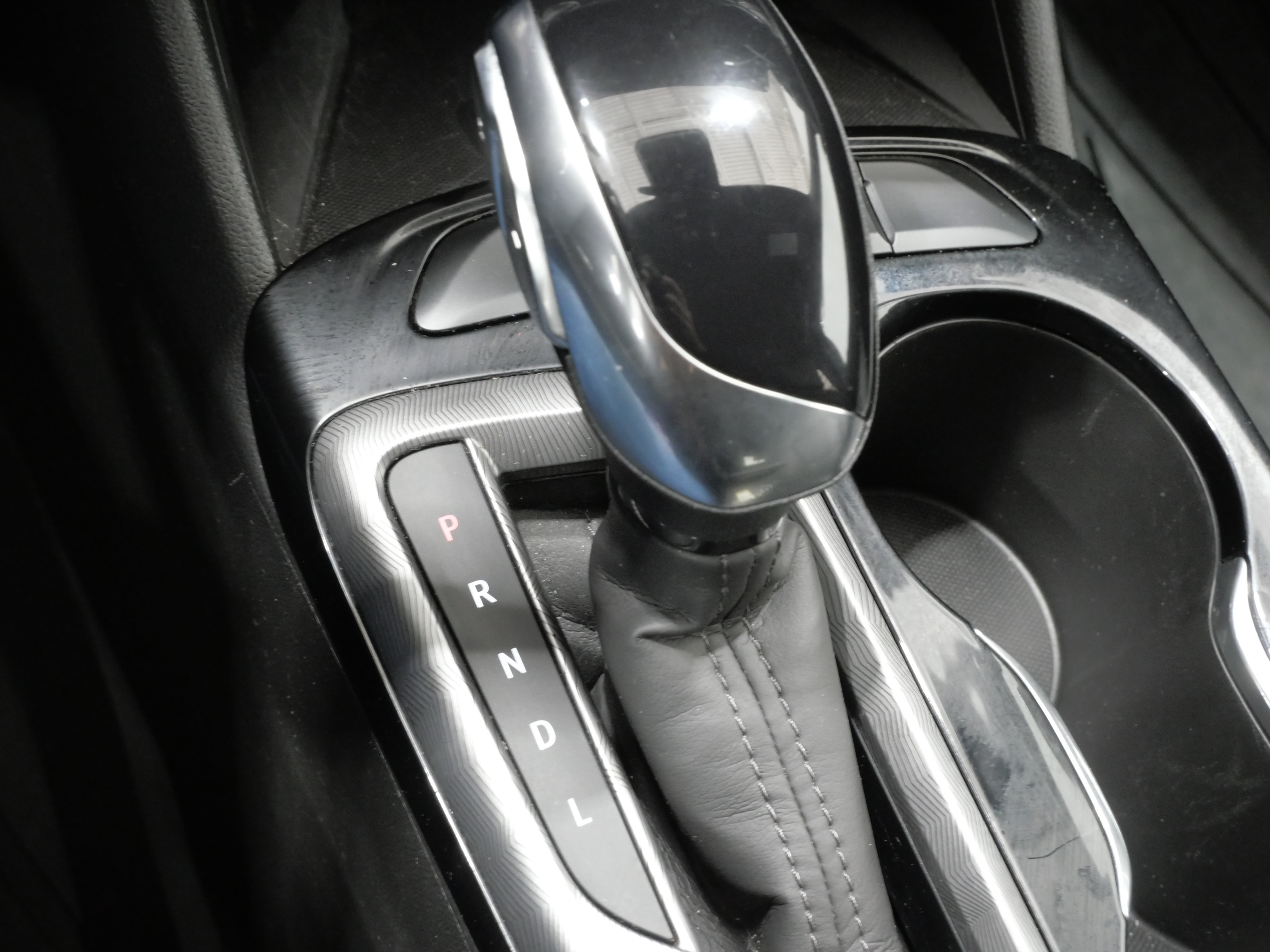Used 2024 Buick Envista Sport Touring w/ Convenience I Package FWD image 19