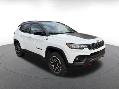 Used 2025 Jeep Compass Trailhawk