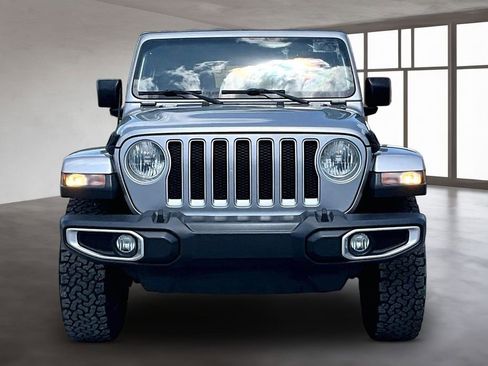 Used 2019 Jeep Wrangler Unlimited Sahara AWD/4WD image 2