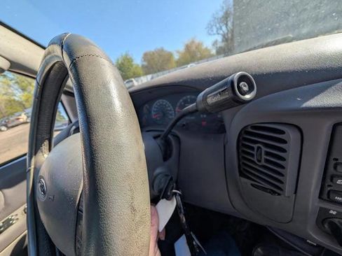 Used 2003 Ford F150 XL RWD image 36