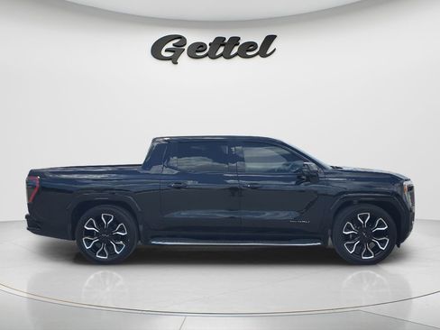 Used 2025 GMC Sierra EV Denali AWD/4WD image 4