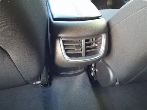 Used 2023 Chevrolet Malibu LT image 28